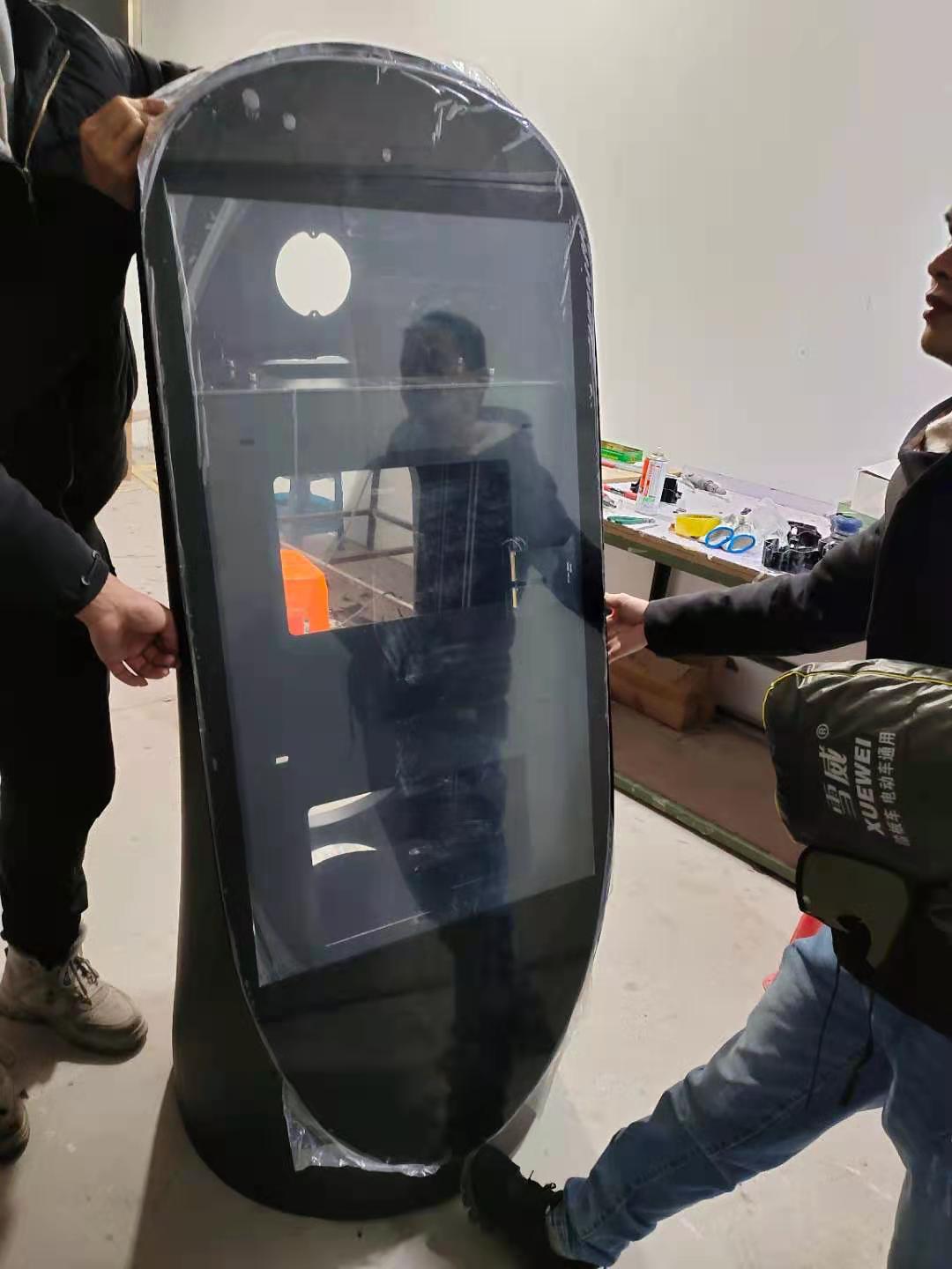 低壓灌注手板模型為機器人實現小批量生產［炅科模型］