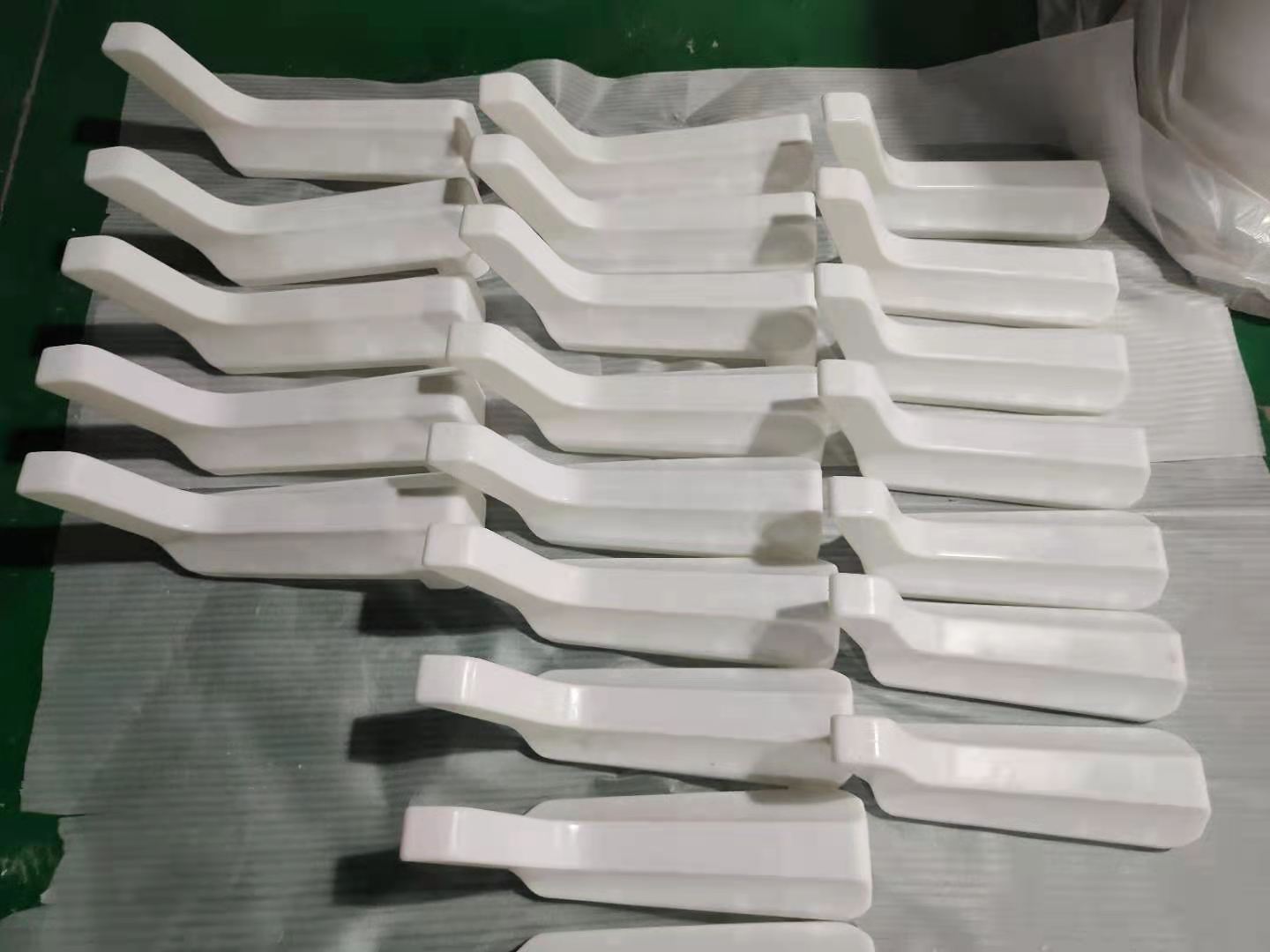 小批量硅膠復模手板的優勢有哪些-炅科